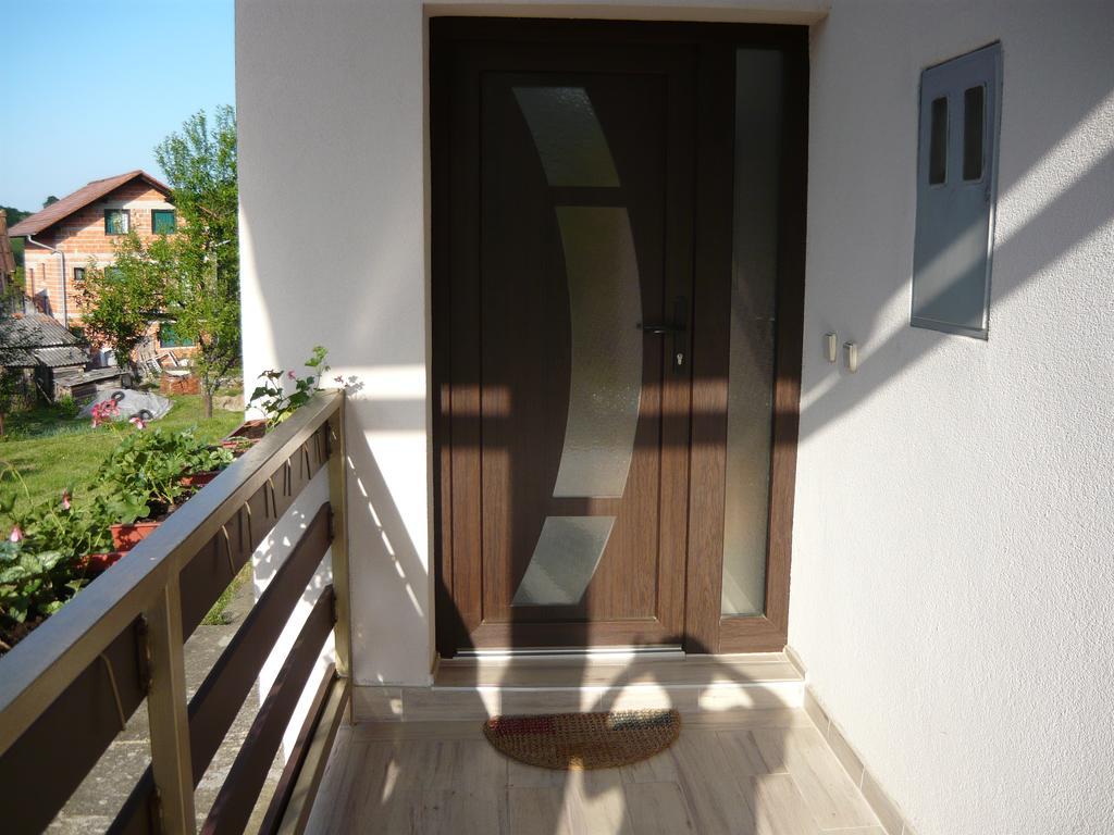 Guest House Tena Slunj Exterior photo